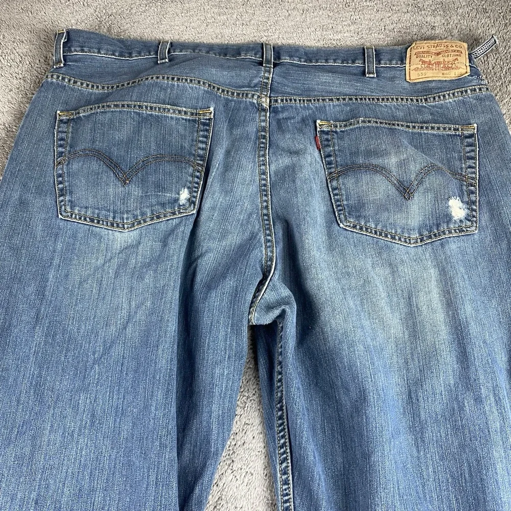 Levis 559 Relaxed Straight Jeans Mens 46x32‎ Blue Medium Wash High Rise